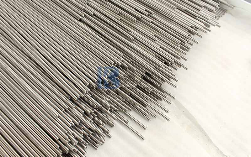 De ce tija de titan de 3 mm are o rezistență excelentă la coroziune în medii dure?