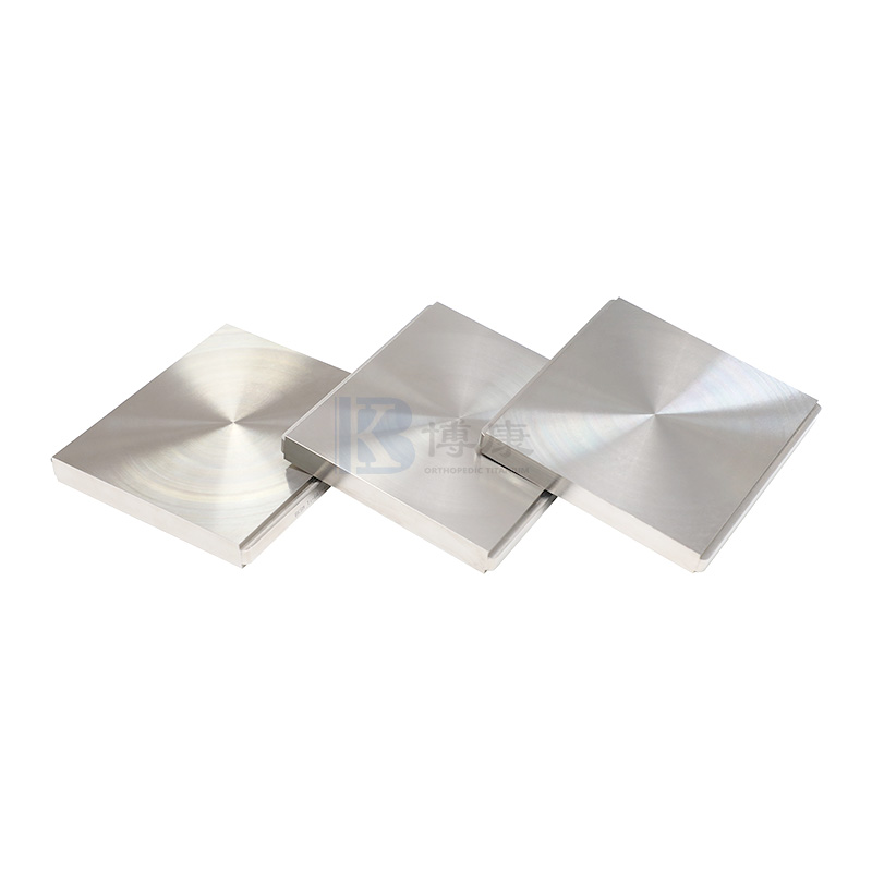 Disc dentar de titan