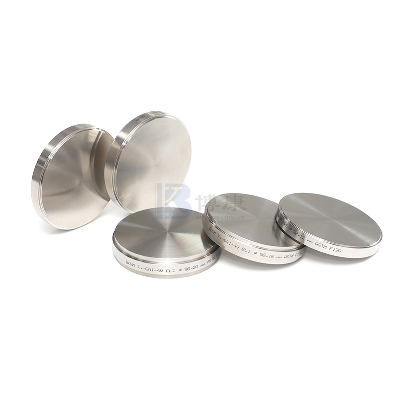 Disc dentar de titan