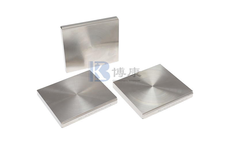 Disc din aliaj de titan (format mare 140×150 mm) pentru restaurări cu arc complet